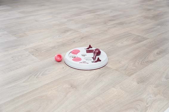 Cat activity flip board 23cm berry/rosa/ljusgrå