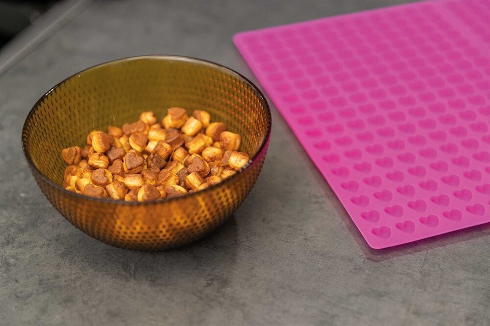 Bakform hjärtan silikon 38x38cm rosa